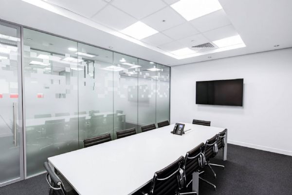 Inovativní dělicí stěny vám umožní využívat i menší kancelářské prostory na maximum