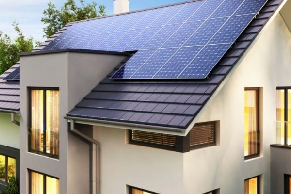 Méně utracených peněz za spotřebu energie? To je možné s vlastní fotovoltaickou elektrárnou, se zřízením vám pomůže firma Galimed s.r.o.