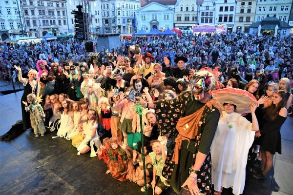 Do Plzně se vrací Historický víkend s bohatým programem i vejšlapem strašidel