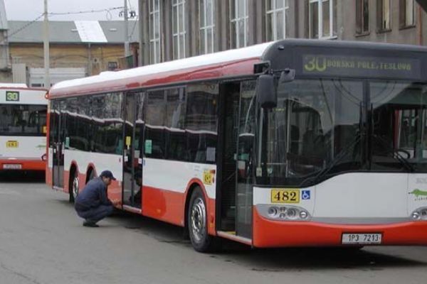 Na Novou Valchu jezdí z Bor nově autobus linky č. 42
