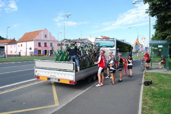 Oblíbený Brdský cyklobus opět vyjíždí z Plzně