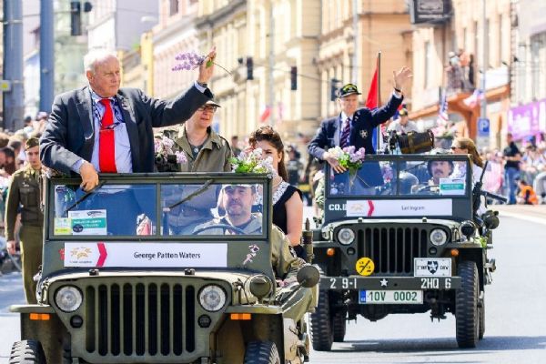 Pětice válečných veteránů dorazí na letošní Slavnosti svobody
