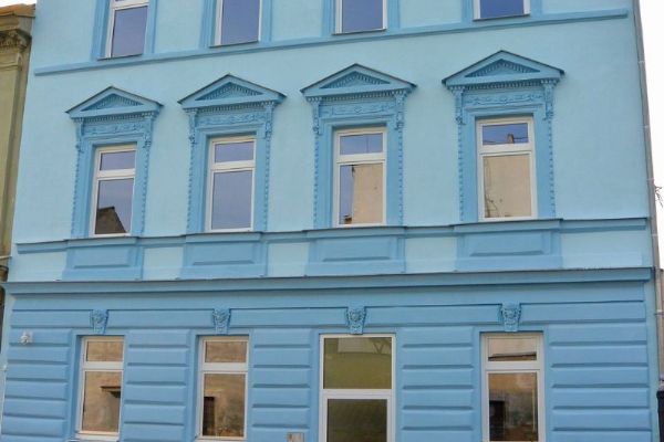 Plzeň vybudovala v domě U Radbuzy osm bytů pro sociální bydlení