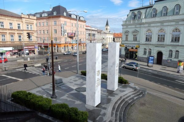 Nový památník Díky, Ameriko v Plzni může začít růst