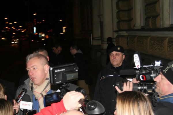 Policisté kontrolovali v pátek večer bary v centru Plzně. Dohlížel ministr Chovanec