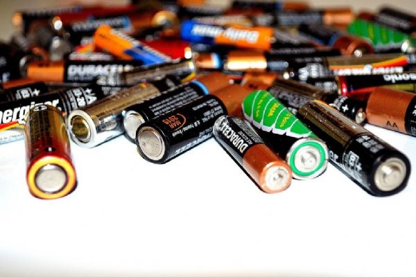 Lidé v Plzeňském kraji v roce 2020 odevzdali 60,5 tuny baterií