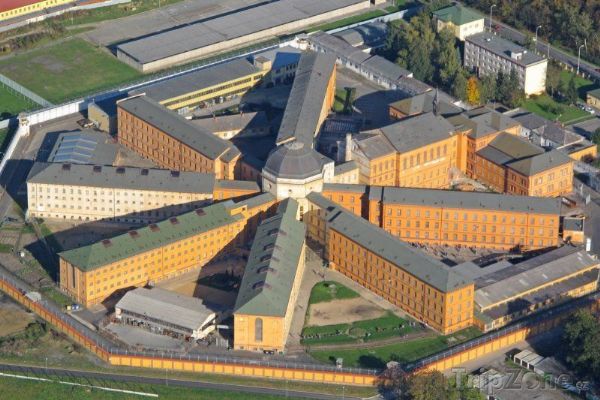 Vězni v Plzni na Borech budou mít v celách 19 stupňů