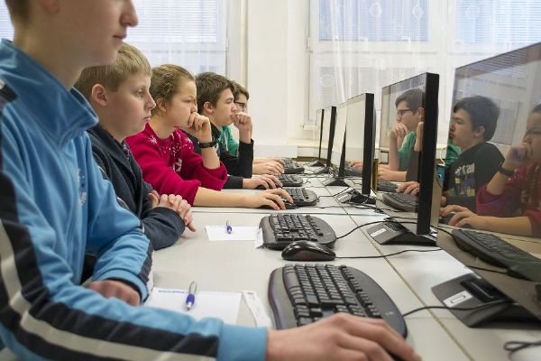 Žákyně ze ZŠ Nýrsko zabodovala v celostátní soutěži IT-SLOT