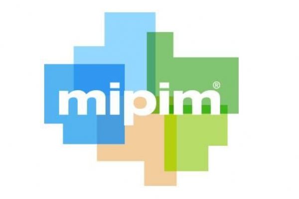 Praha se společně s Brnem a Ostravou prezentuje na veletrhu MIPIM ve Francii