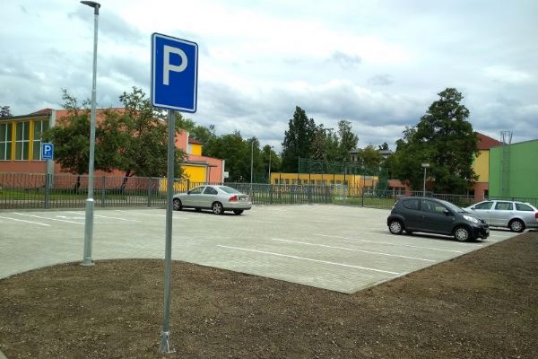 Chodov: Město připravuje nová parkovací místa