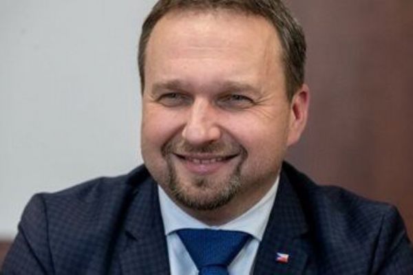 Region: Karlovarský kraj navštívil ministr práce a sociálních věcí Marian Jurečka