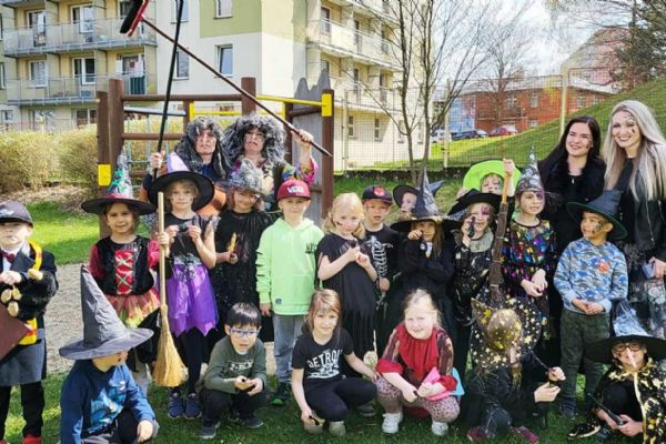 Sokolov: Šikovnost dětí z Alšovky prověřily čarodějnice