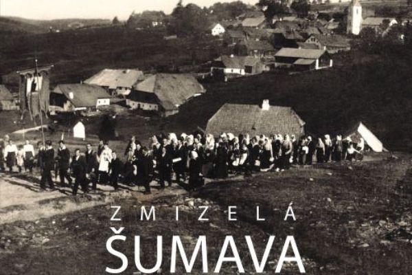 Vychází kniha Zmizelá Šumava: Jejího autora Emila Kintzla označil Svěrák za legendu, Soukup mu věnoval roli