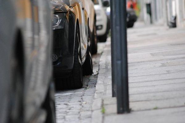Cheb: Změny parkovacího systému vycházejí vstříc obyvatelům centra