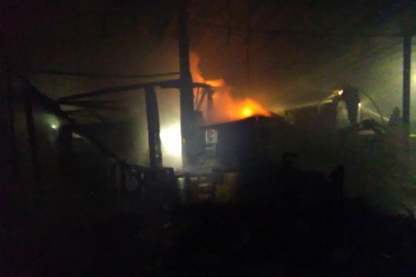 Chebsko: Při hasení požáru hospodářské budovy bylo nalezeno torzo lidského těla