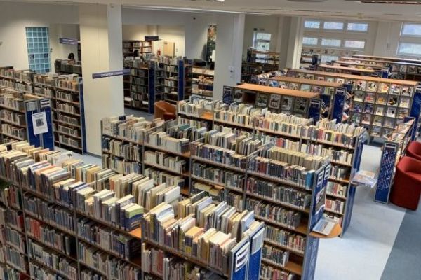 Dnes Krajská knihovna spustí bezkontaktní výdej knih