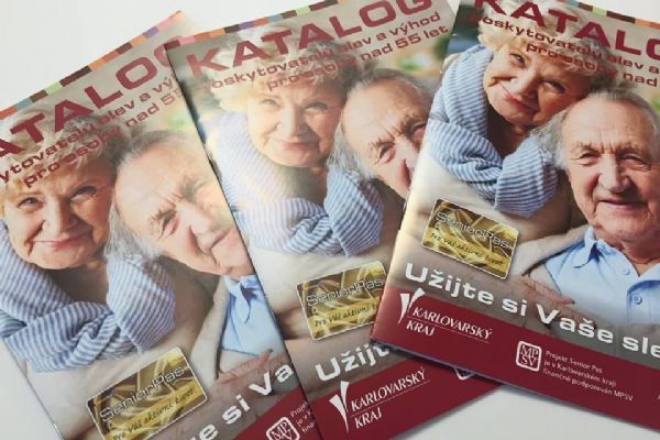 Držitelé Senior Pasu si nyní mohou poskytovatele slev najít v katalogu