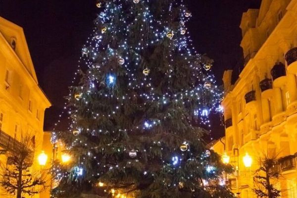 Františkovy Lázně: V neděli bude rozsvícen vánoční strom