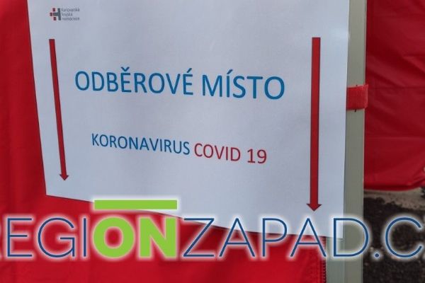 Karlovarský kraj snížil cenu testu na COVID-19 pro samoplátce o tisíc korun