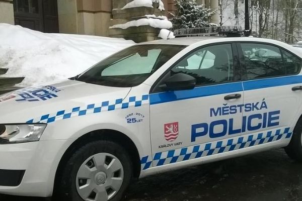 Karlovy Vary: Během tří dnů rozdali strážníci pokuty za 42 tisíc