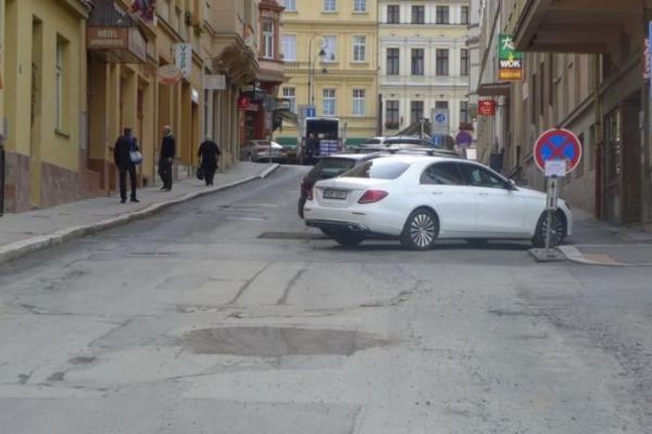 Karlovy Vary: Bulharská a Jugoslávská ulice dostanou nový povrch