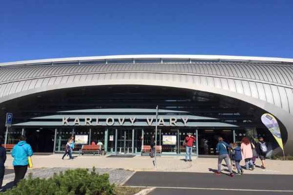 Letiště Karlovy Vary hlásí za uplynulý rok další nárůst provozu