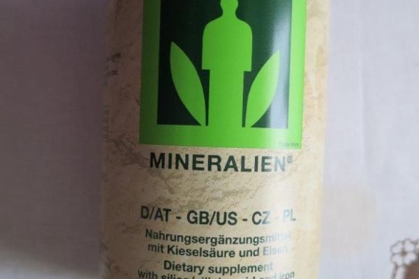 SZPI varuje před doplňkem stravy z Rakouska. Obsahuje hliník