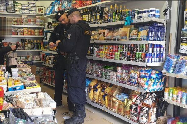 Region: V příhraničních tržnicích právě probíhá policejní akce Toxi prevence