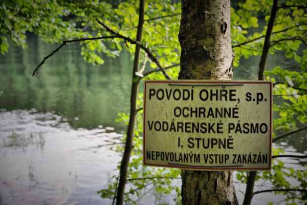 Sokolovsko: Policejní kontroly na vodní nádrži Horka