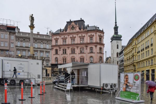 Očkování na náměstí Svobody nabídnou široké veřejnosti městská část Brno-střed a Společnost Podané ruce