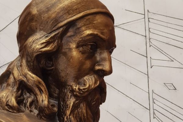 Učitelé ZŠ Komenium dostanou speciální dárek ke svému svátku: restaurovanou bustu Komenského