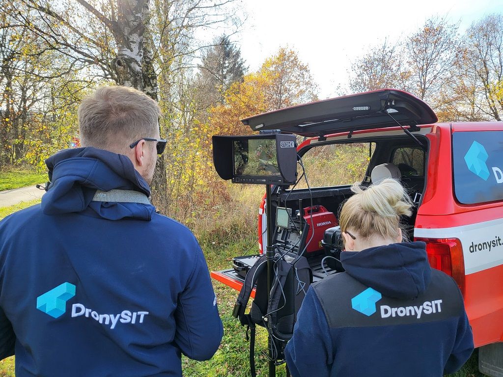 Plzeňští dronaři asistují policistům, zasahují u vážných nehod