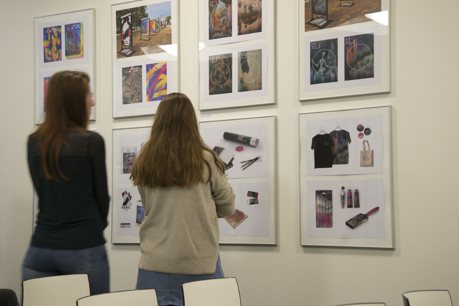 Studenti Sutnarky vystavují v Západočeské galerii