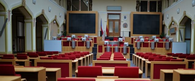 Praha schválila záměr vytvoření pracovní skupiny. Vytvoří zadání pro studii proveditelnosti na pátou, okružní linku pražského metra Praha schválila záměr vytvoření pracovní skupiny. Vytvoří zadání pro studii proveditelnosti na pátou, okružní linku pražského metra