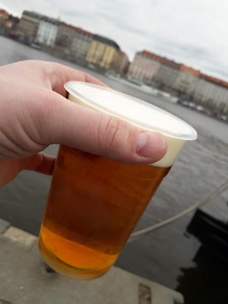 Praha v nové vyhlášce aktualizuje místa se zákazem konzumace alkoholu