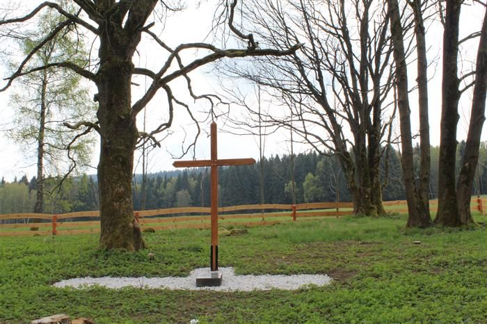 Region: Bývalý hřbitov v Horních Pasekách je nyní důstojným pietním místem