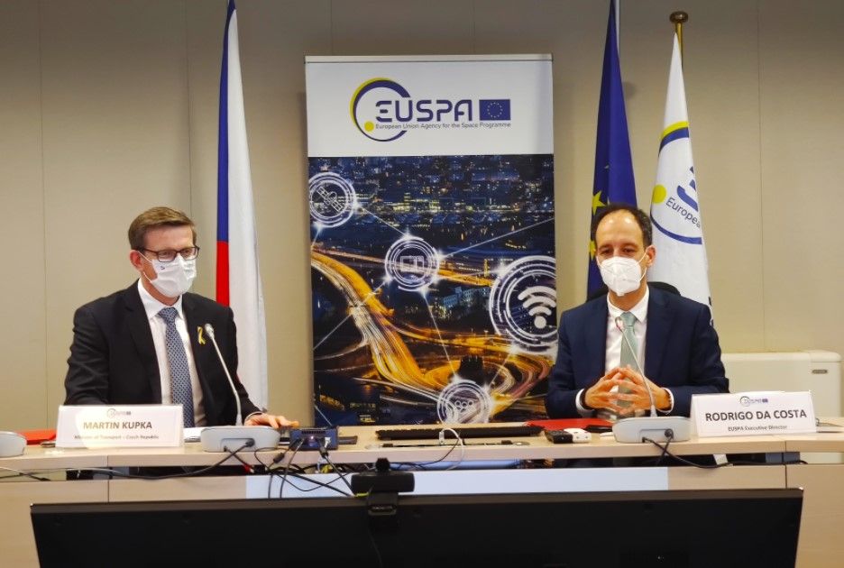 Důležitý krok pro budoucnost kosmické agentury v Praze: Dodatek smlouvy jí umožní růst