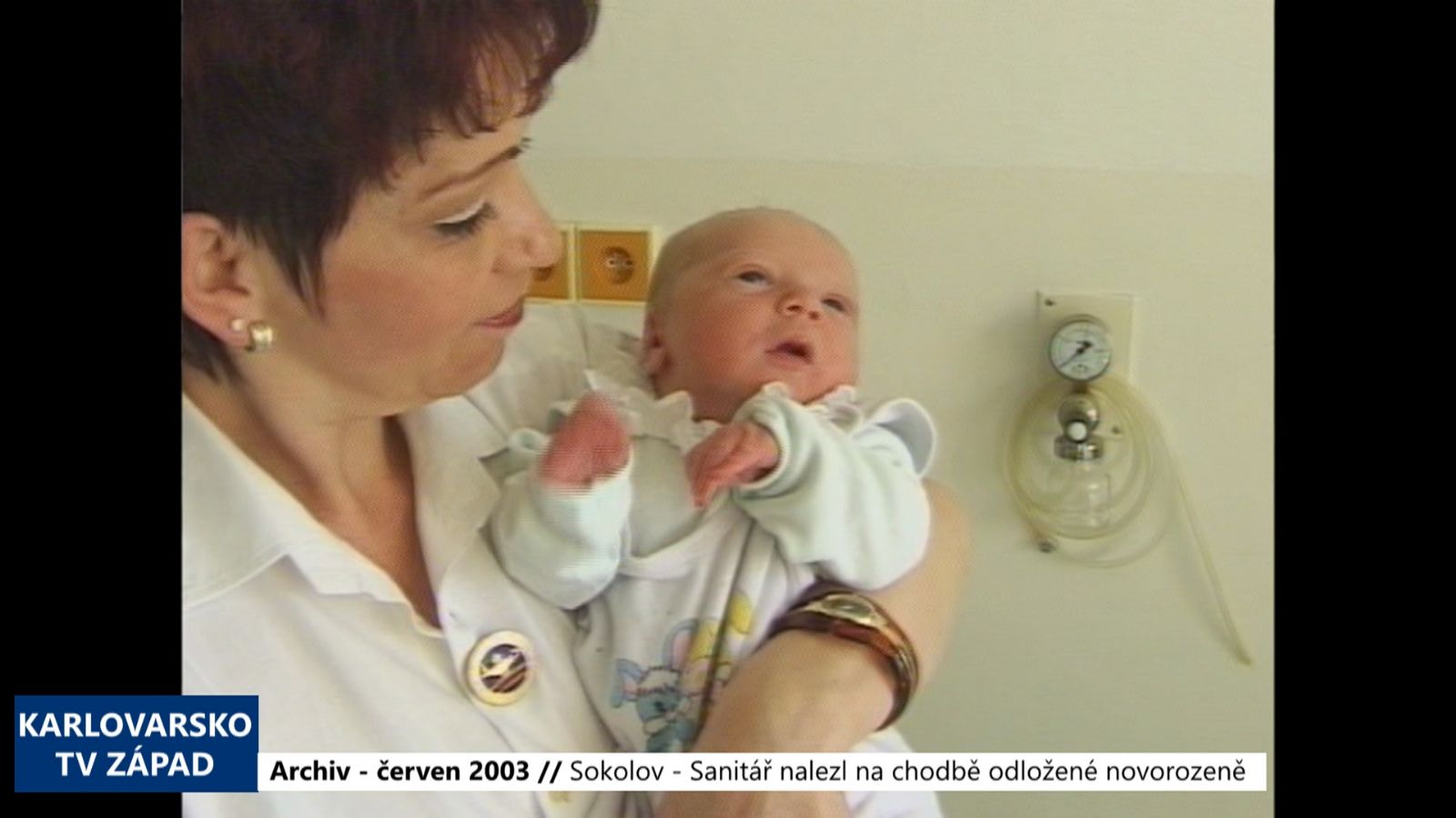 2003 – Sokolov: Sanitář nalezl na chodbě odložené novorozeně (TV Západ)