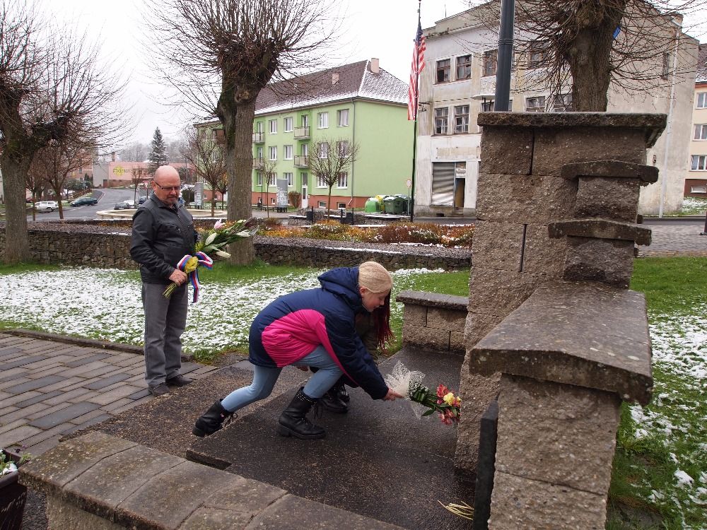 Hranice: Žáci uctili památku padlých