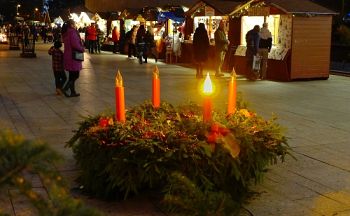 Karlovy Vary: Město vyhlásilo anketu o tom, kde by se měly konat vánoční trhy