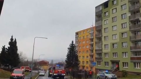 Sokolov: Kvůli požáru bytu bylo evakuováno několik osob