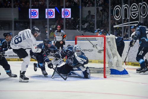 Plzeň vedla na Kladně už 3:0, náskok ale ztratila. Dva body vystřelil v prodloužení Teplý