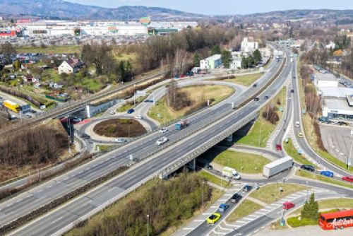 Od 1. listopadu bude průjezdný most u Globusu na I/35. Po zimě začne druhá etapa oprav