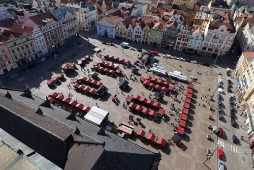Havelské trhy v Plzni na náměstí Republiky 9. až 15. října. Jídlo, řemesla a první svařák