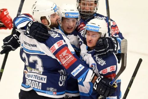 Plzeň otočila s Třincem ve třetí třetině a porazila lídra 4:2. Měchura podepsal do 2030