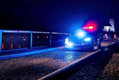 Policie obvinila 17letého mladíka z pokusu o vraždu běžkyně v Plzni. Hrozí mu vazba