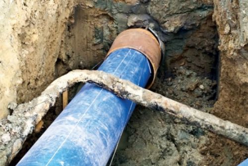 Havárie vodovodu u Košutky, omezilo v zásobování pitné vody Třemošnou