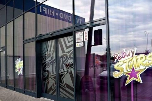 Herny v Plzni ignorují zákaz provozu od 1.ledna, hrozí odebrání licencí