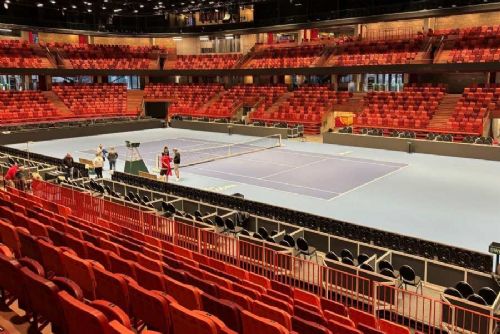 Horácká aréna se proměnila pro Davis Cup během 42 hodin