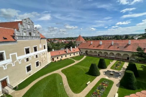 Hradozámecká noc na Vysočině dnes nabídne večerní prohlídky, film i divadlo